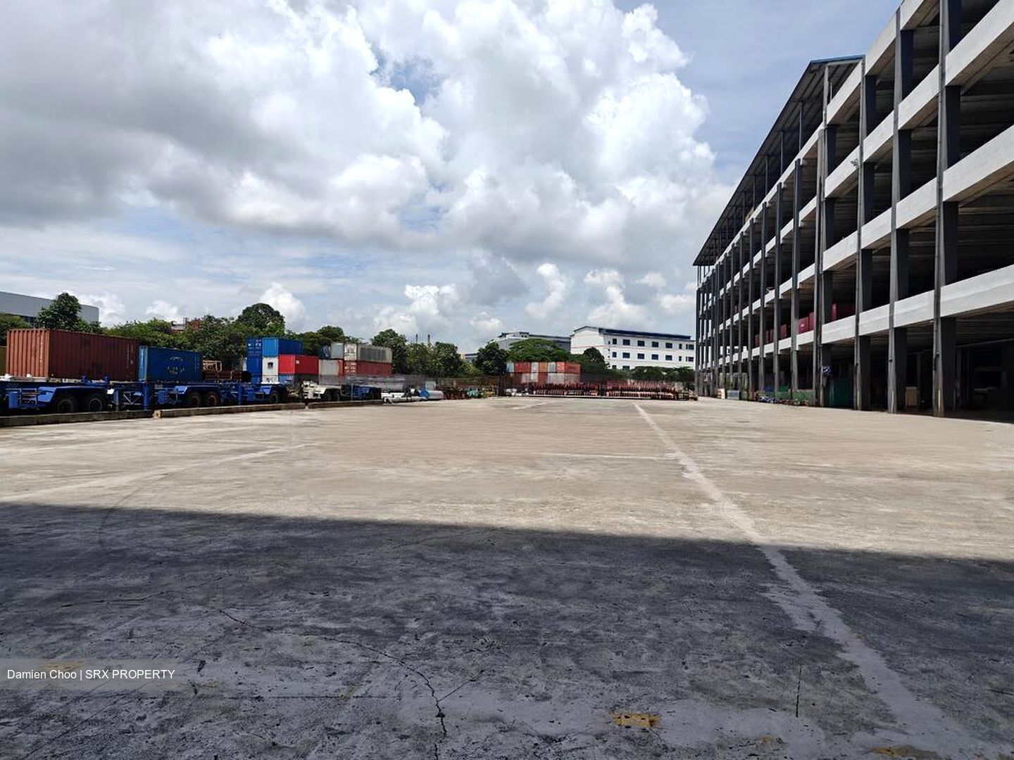 Gul Way (D22), Warehouse #485175421